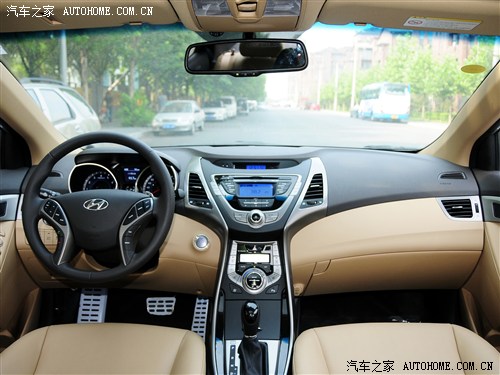 现代 北京现代 朗动 2012款 1.8l 自动尊贵型