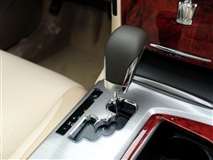 丰田 一汽丰田 皇冠 2012款 v6 2.5l royal 导航版