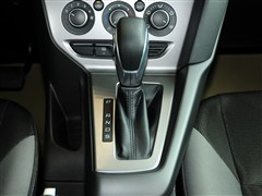 福特 长安福特 福克斯 2012款 两厢 1.6l at舒适型