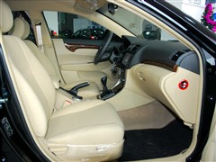 华泰 华泰汽车 华泰b11 2011款 1.8t 手动舒适汽油版