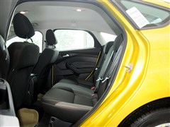 福特 长安福特 福克斯 2012款 两厢 1.6l at舒适型