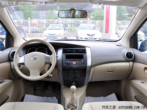 日产 东风日产 骊威 2010款 劲逸版 1.8xe mt标准型