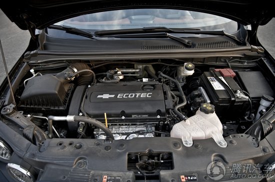 2011款 爱唯欧 两厢 1.6MT SX