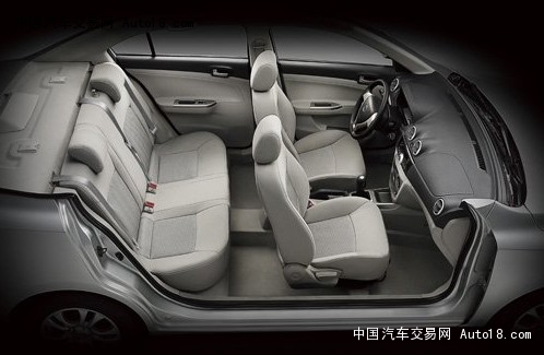 长安悦翔V3正式上市 售4.39万-4.89万元 中国汽车交易网