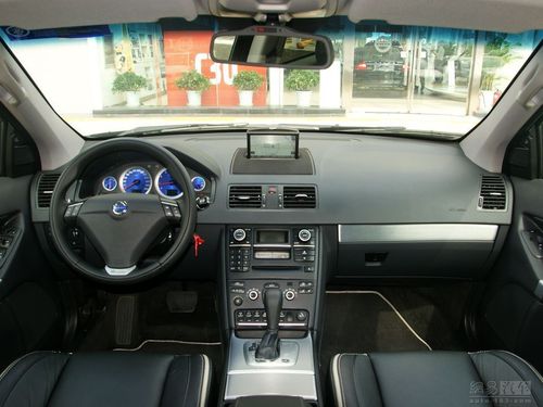 2011款沃尔沃XC90北欧版购车即赠近万元油卡