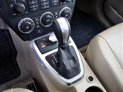路虎 路虎 神行者2 2010款 3.2 i6 hse汽油款 自动