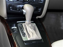 奥迪 一汽奥迪 奥迪a4l 2010款 2.0 tfsi 舒适型