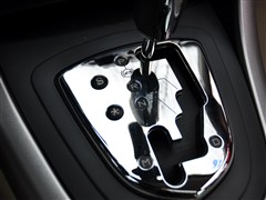 标致 东风标致 标致408 2010款 2.0l自动尊贵版