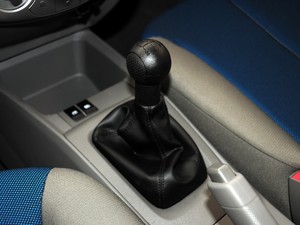 赛欧 2010款 三厢 1.2L 手动时尚版