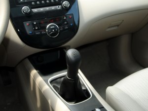 骐达2011款 1.6L 手动智能型