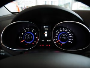 格锐 2013款 3.0L 7座旗舰版