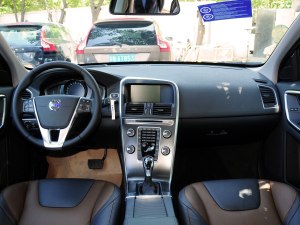 沃尔沃沃尔沃(进口)沃尔沃XC602014款 T5 基本型
