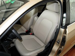 新桑塔纳 2013款 1.6L 自动舒适版