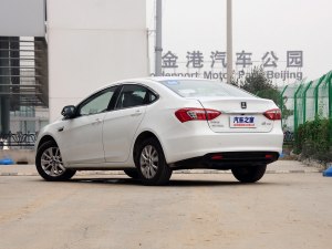 纳智捷东风裕隆纳智捷5 Sedan2013款 1.8T 尊爵型