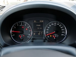奇骏2012款 2.5L 手动豪华版 4WD