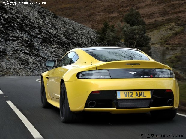 阿斯顿·马丁阿斯顿·马丁V12 Vantage2014款 6.0 S