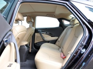 雅尊 2011款 2.4L 旗舰型