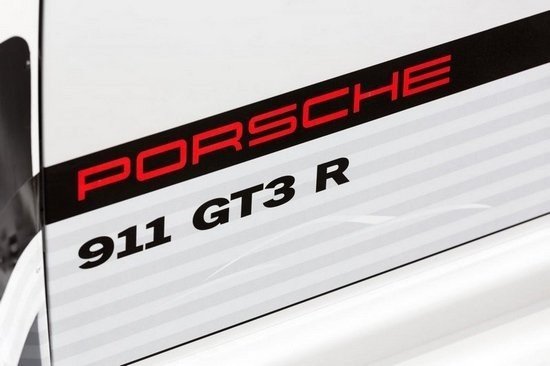 2013保时捷911 GT3 R官图发布 调校升级