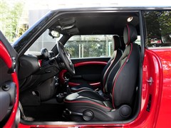 MINI 2012款 1.6T COOPER S 中国任务版