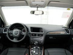 奥迪Q5 2012款 2.0TFSI 豪华型
