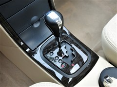 福美来2012款 三厢 1.6l 自动旗舰版