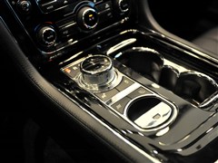 捷豹xj 2013款 xjl 2.0t 典雅商务版
