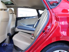 瑞纳2011款 两厢 1.4l 自动豪华型gls