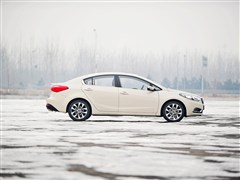起亚东风悦达起亚起亚k32013款 1.8l 自动premium