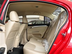 荣威3502011款 350s 1.5l 自动迅达版