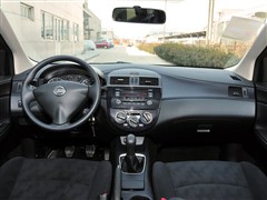 骐达2011款 1.6l 手动舒适型