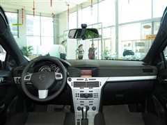 雅特2010款 1.8 gtc全景风挡版