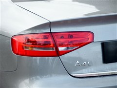 奥迪 一汽奥迪 奥迪a4l 2013款 30 tfsi 自动舒适型