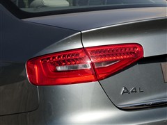 奥迪 一汽奥迪 奥迪a4l 2013款 35 tfsi 自动舒适型