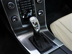 沃尔沃 沃尔沃(进口) 沃尔沃v60 2013款 2.0t t5 智雅版