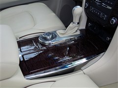 日产 日产(进口) 途乐 2012款 5.6 v8旗舰版