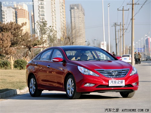 现代 北京现代 索纳塔八 2011款 2.4l 自动尊贵版