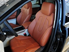路虎 路虎 揽胜极光 2012款 2.0t 5门耀致版
