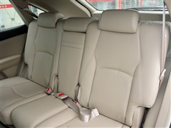 比亚迪 比亚迪 比亚迪s6 2012款 2.4l 自动尊享型