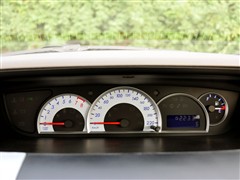 威麟 奇瑞汽车 威麟v5 09款 2.0l 4at 豪华型