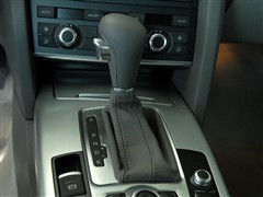 奥迪 一汽奥迪 奥迪a6l 2010款 2.0 tfsi 自动标准型