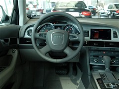 奥迪 一汽奥迪 奥迪a6l 2010款 2.0 tfsi 自动标准型