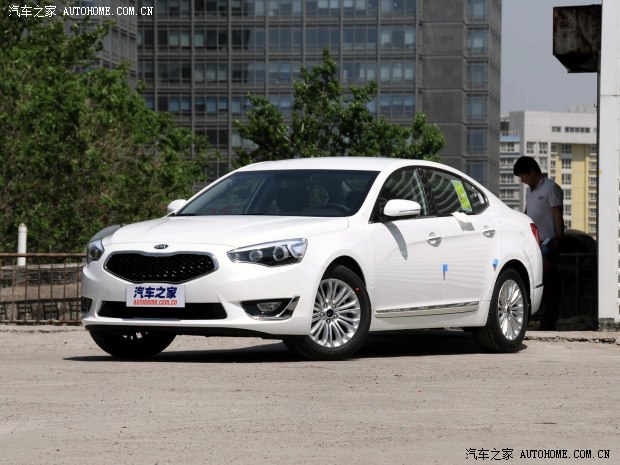 凯尊2013款 2.4L 商务型 京V