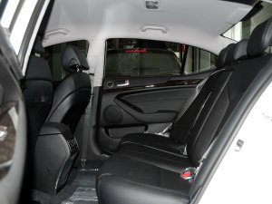 凯尊2013款 2.4L 商务型 京V