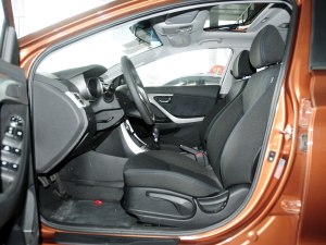 朗动 2012款 1.6L 手动领先型