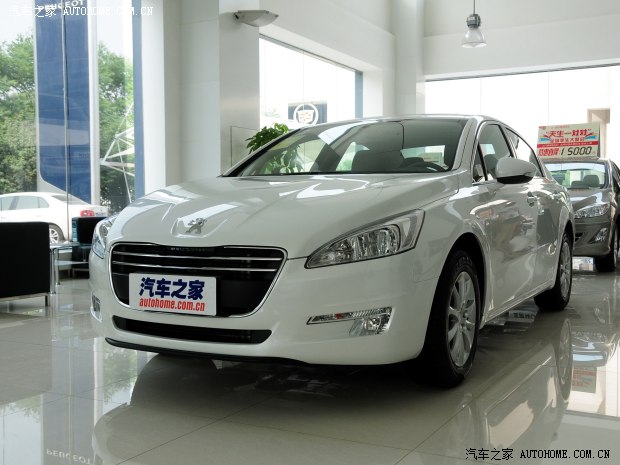 标致508 2012款 2.0L 自动天窗经典版