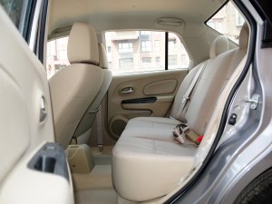 启辰D50 2013款 1.6L 自动时尚版