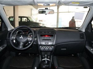 劲炫ASX 2013款 2.0L 自动四驱尊贵版