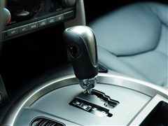 享御2011款 2.0T 四驱豪华导航版