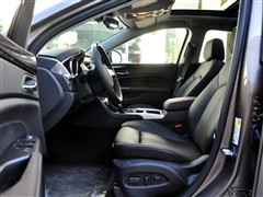 凯迪拉克srx2012款 3.0l 精英型
