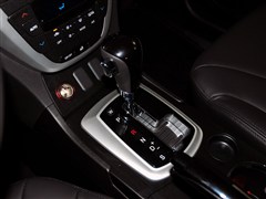 传祺gs5 2013款 1.8t 自动两驱豪华版
